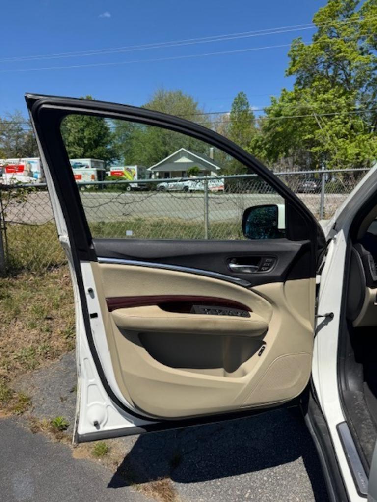 2016 Acura MDX - $16,999