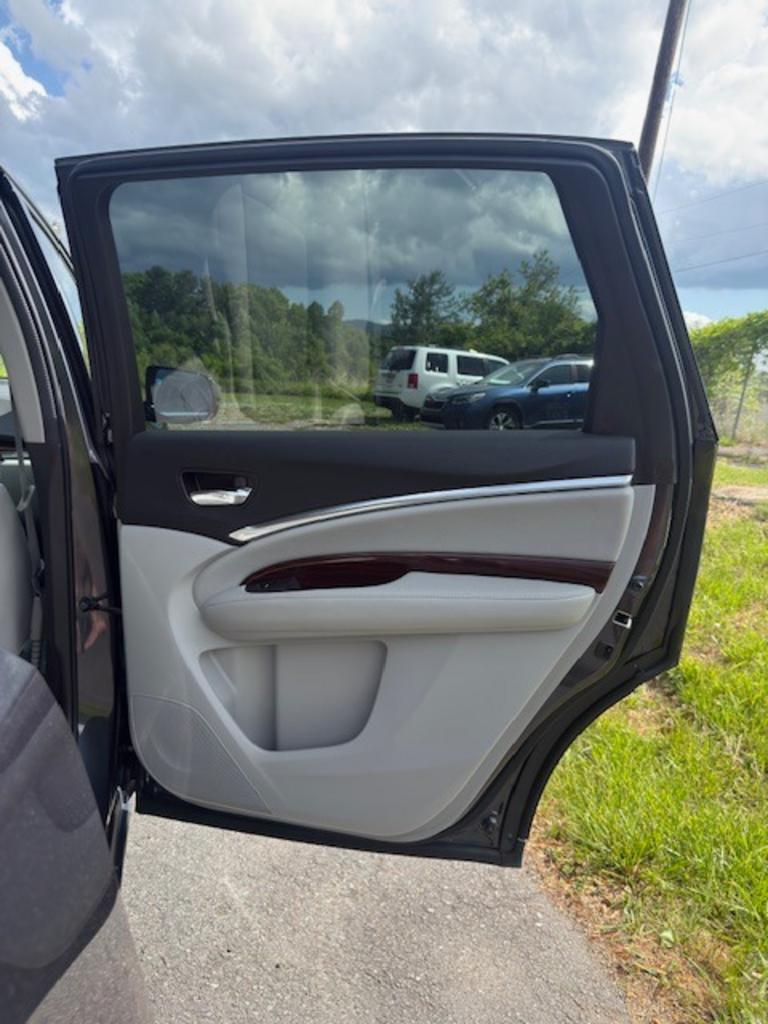 2016 Acura MDX - $11,999