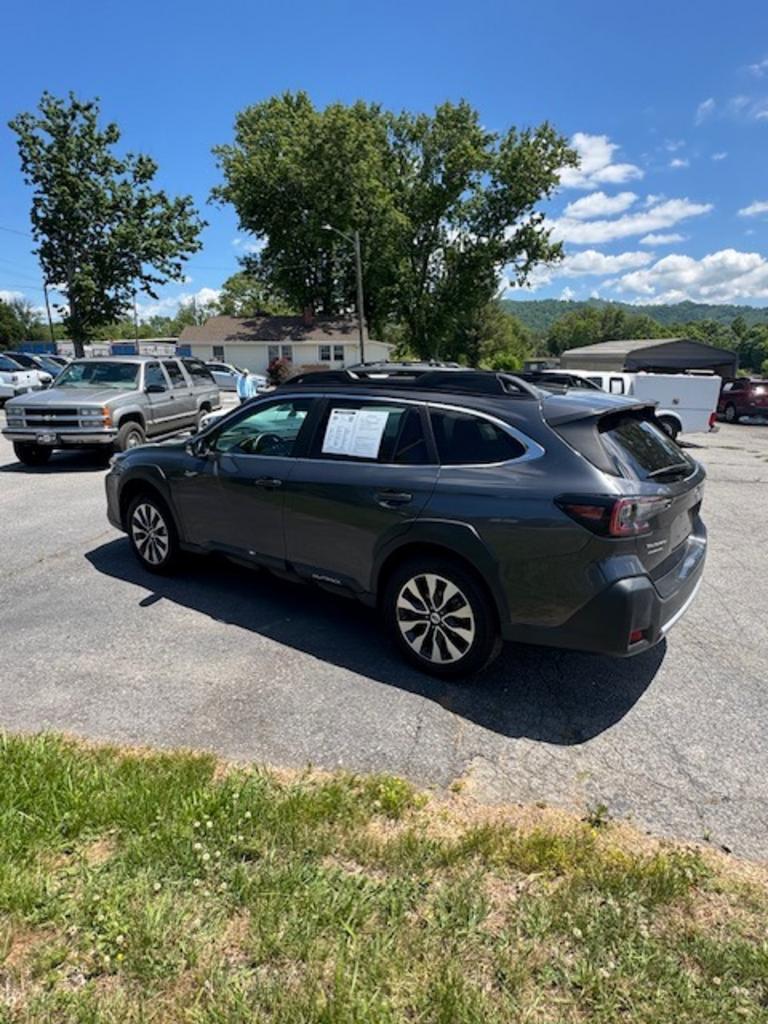 2023 Subaru Outback - $21,999