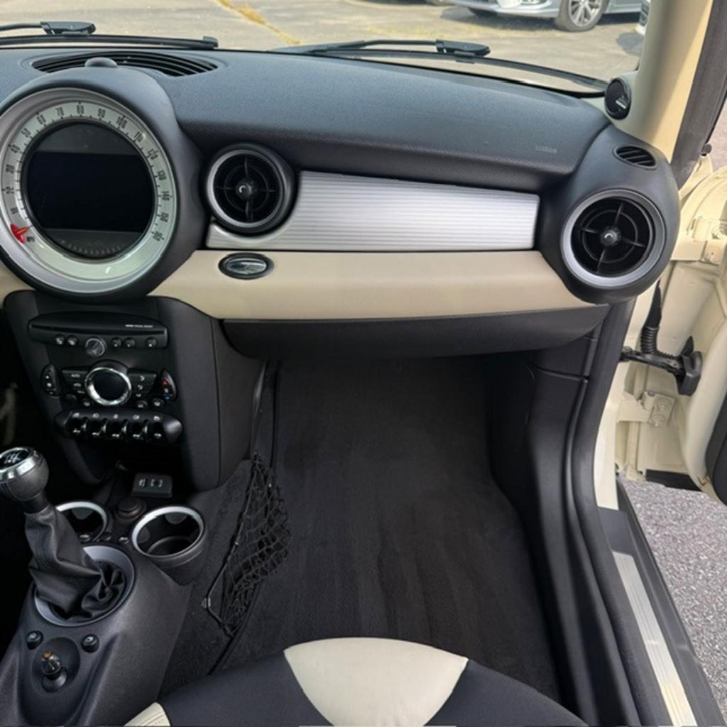 2013 MINI Cooper - $7,999