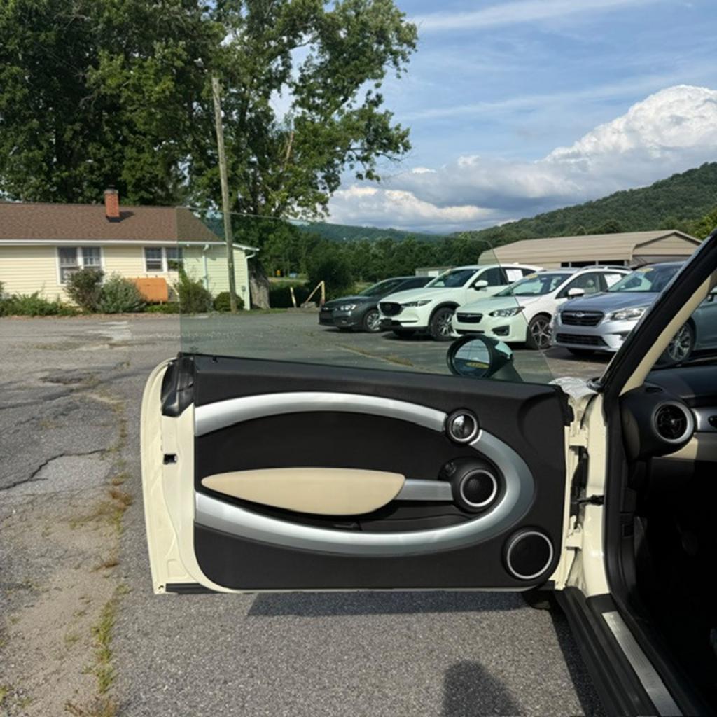 2013 MINI Cooper - $7,999