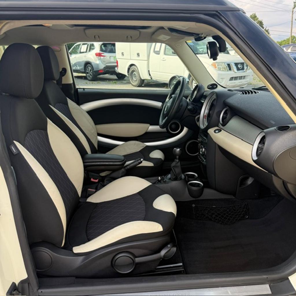 2013 MINI Cooper - $7,999
