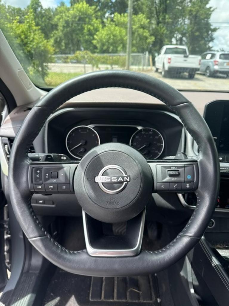 2023 Nissan Rogue - $21,999