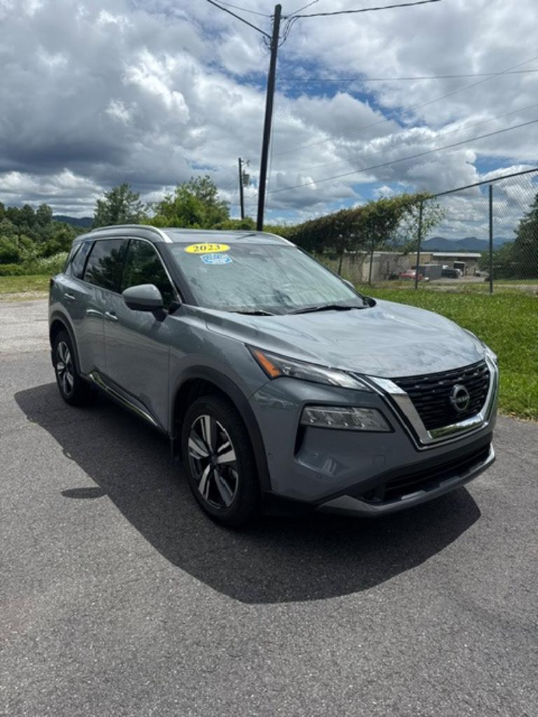 2023 Nissan Rogue - $21,999