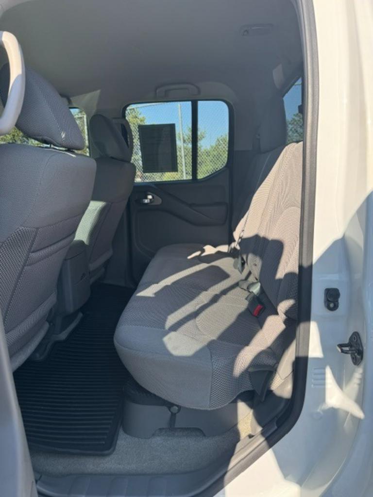 2016 Nissan Frontier - $14,999