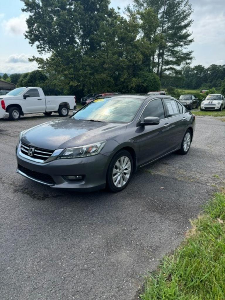 2014 Honda Accord - $10,999