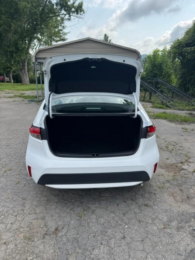 2022 Toyota Corolla - $18,999