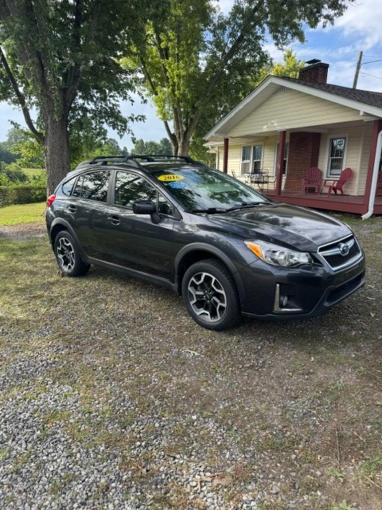 2016 Subaru Crosstrek - $14,999