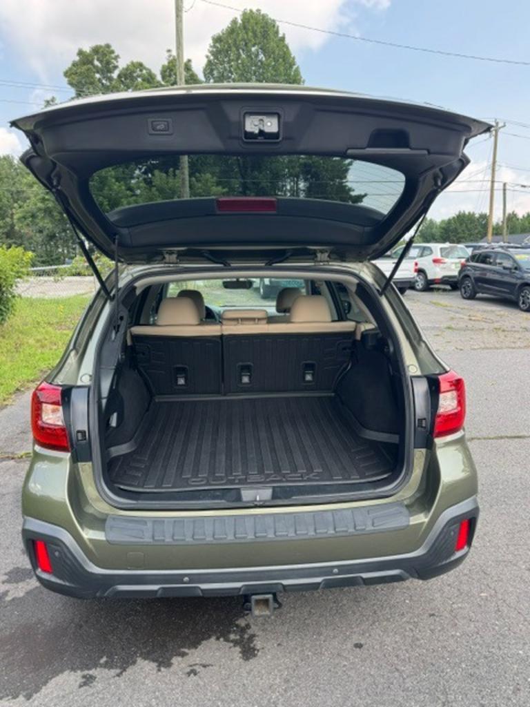 2019 Subaru Outback - $19,999