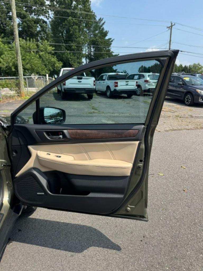 2019 Subaru Outback - $19,999