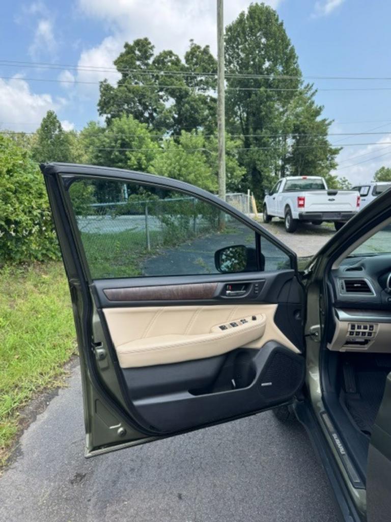2019 Subaru Outback - $19,999