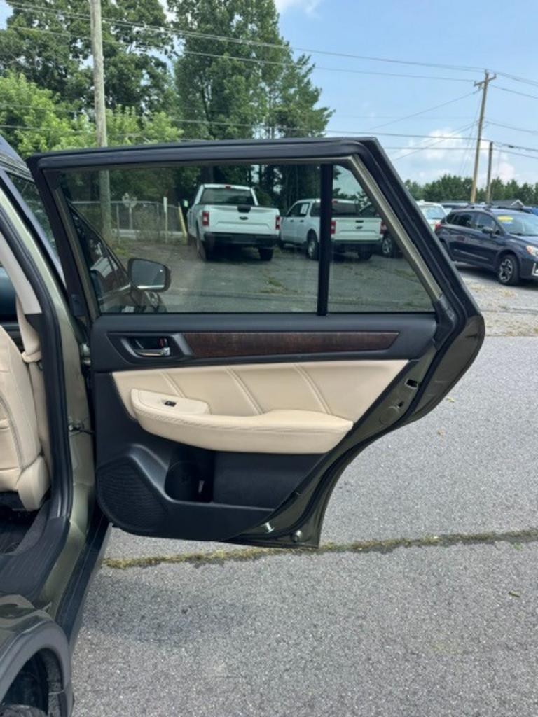 2019 Subaru Outback - $19,999