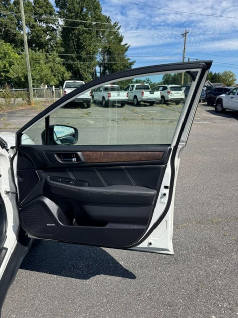 2019 Subaru Outback - $19,999