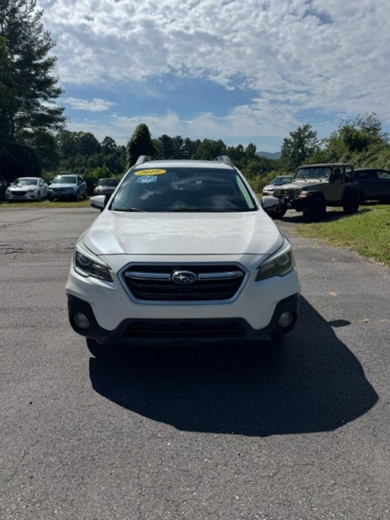 2019 Subaru Outback - $19,999