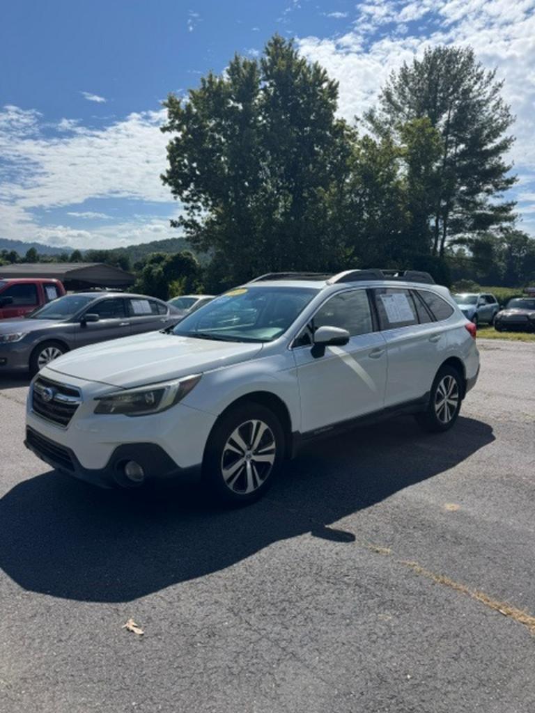2019 Subaru Outback - $19,999