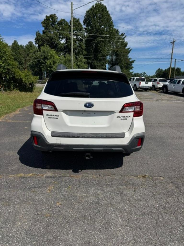 2019 Subaru Outback - $19,999