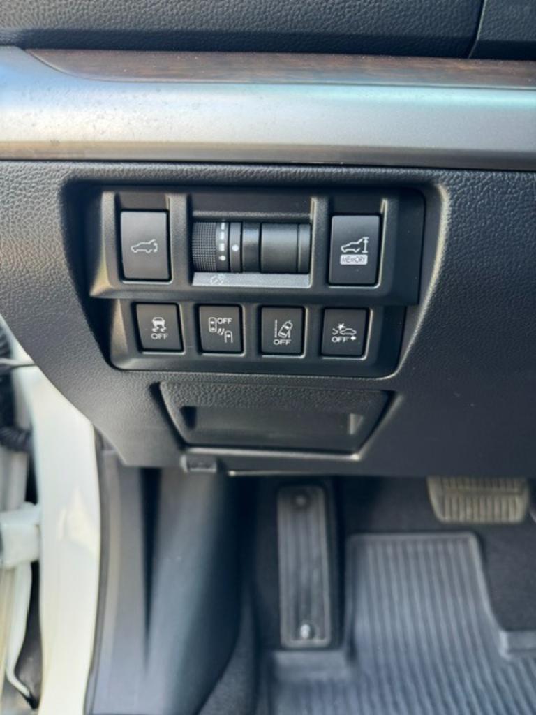 2019 Subaru Outback - $19,999