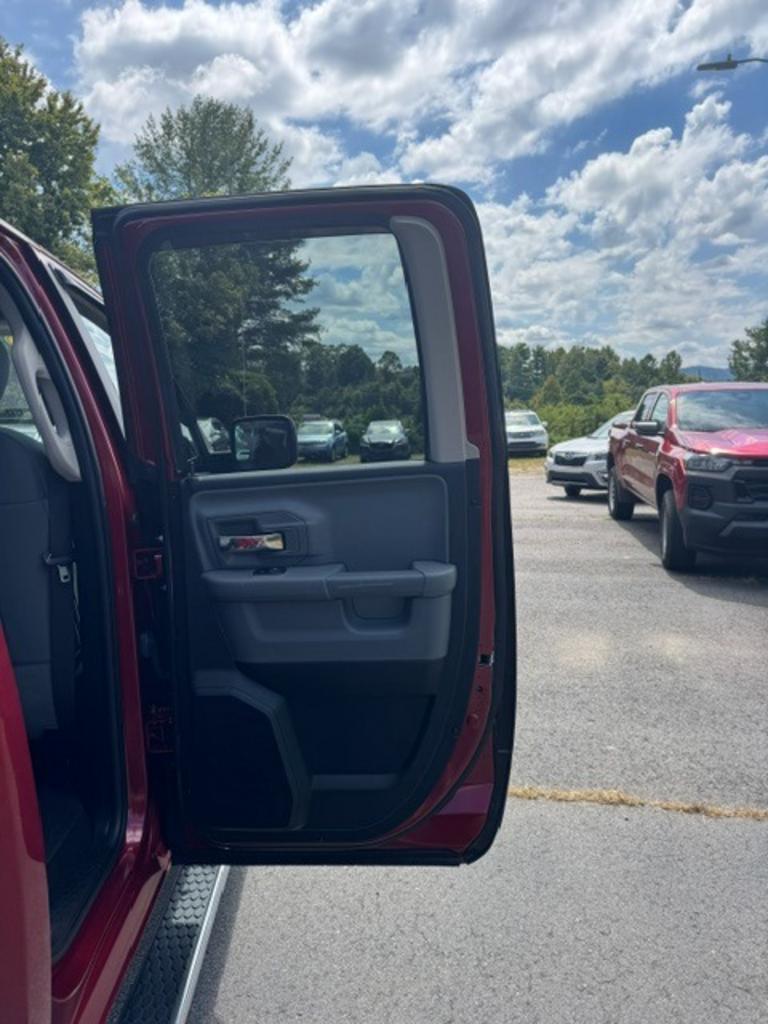 2013 Ram 1500 - $14,999