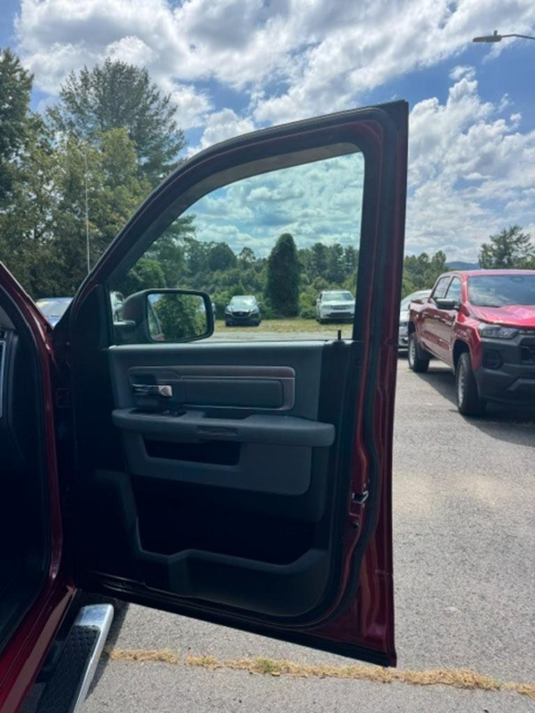 2013 Ram 1500 - $14,999