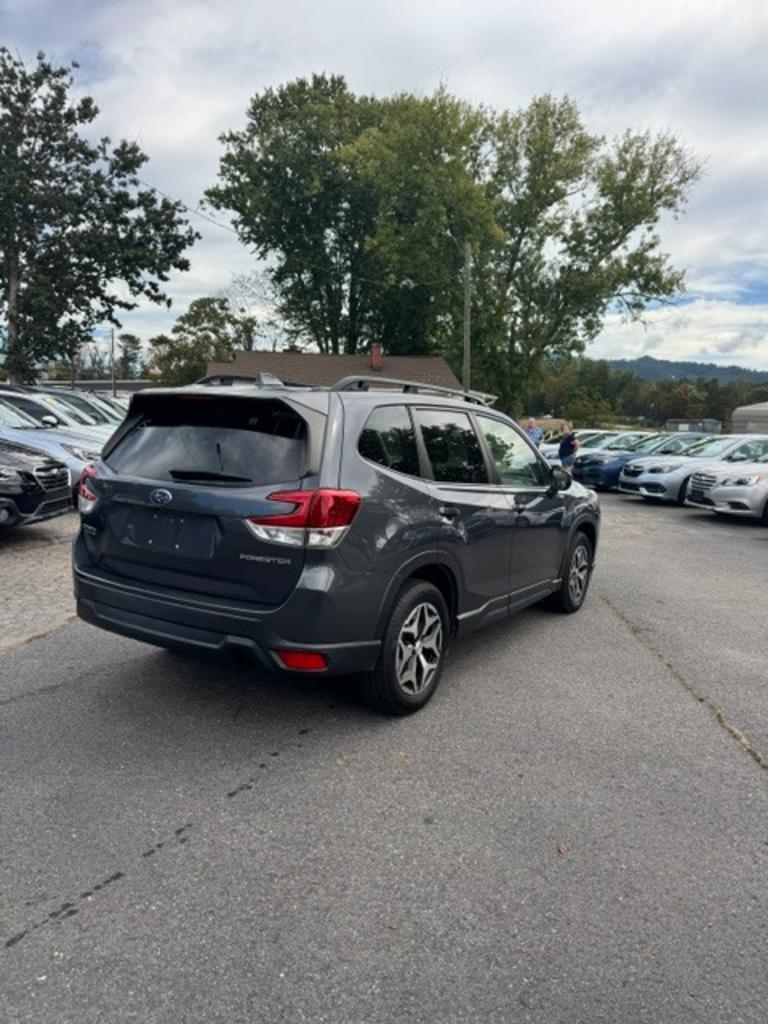 2022 Subaru Forester - $19,999