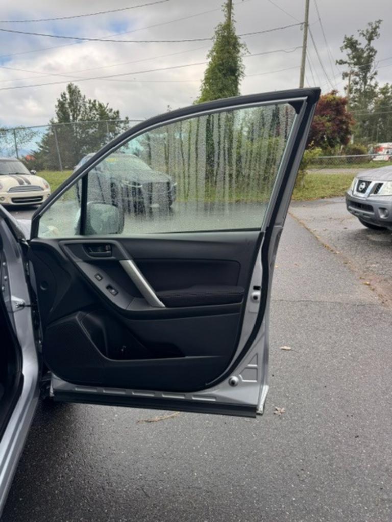 2015 Subaru Forester - $13,999