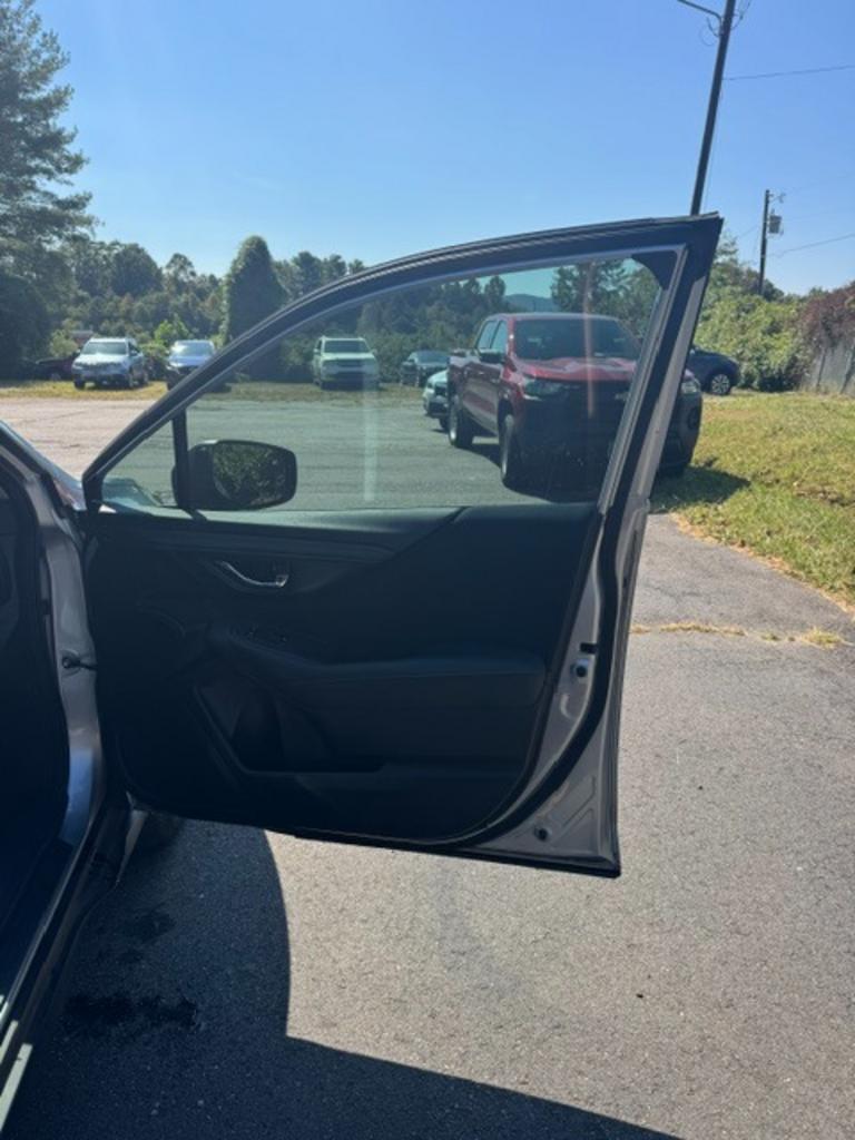 2021 Subaru Outback - $19,999