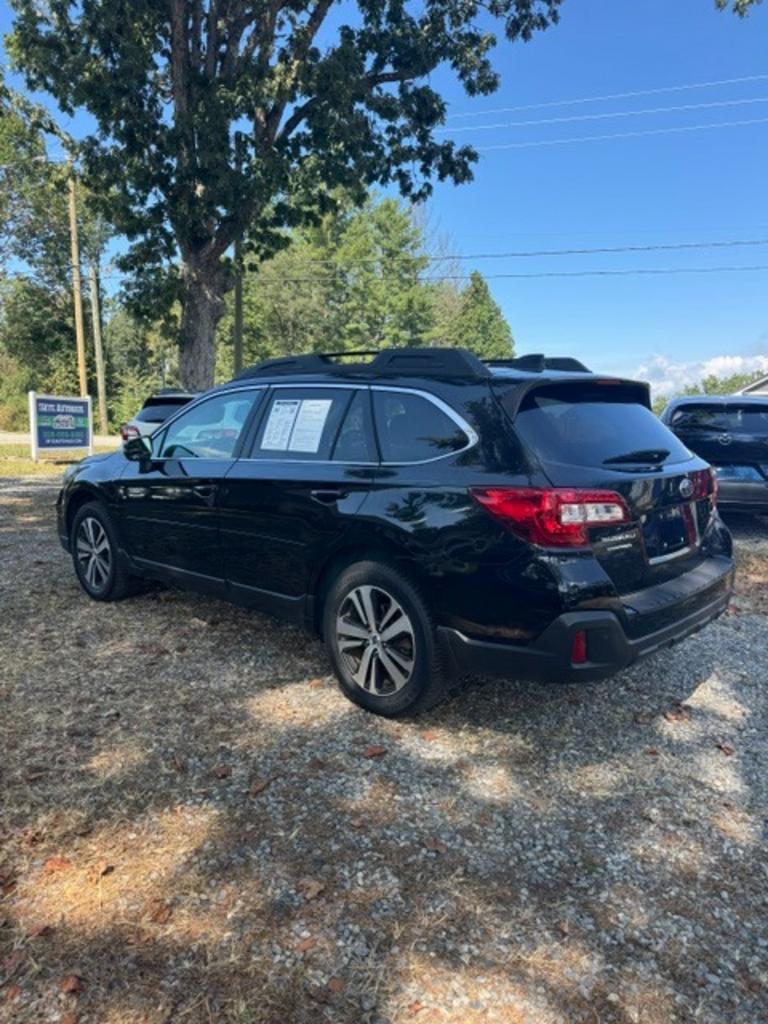 2018 Subaru Outback - $18,999
