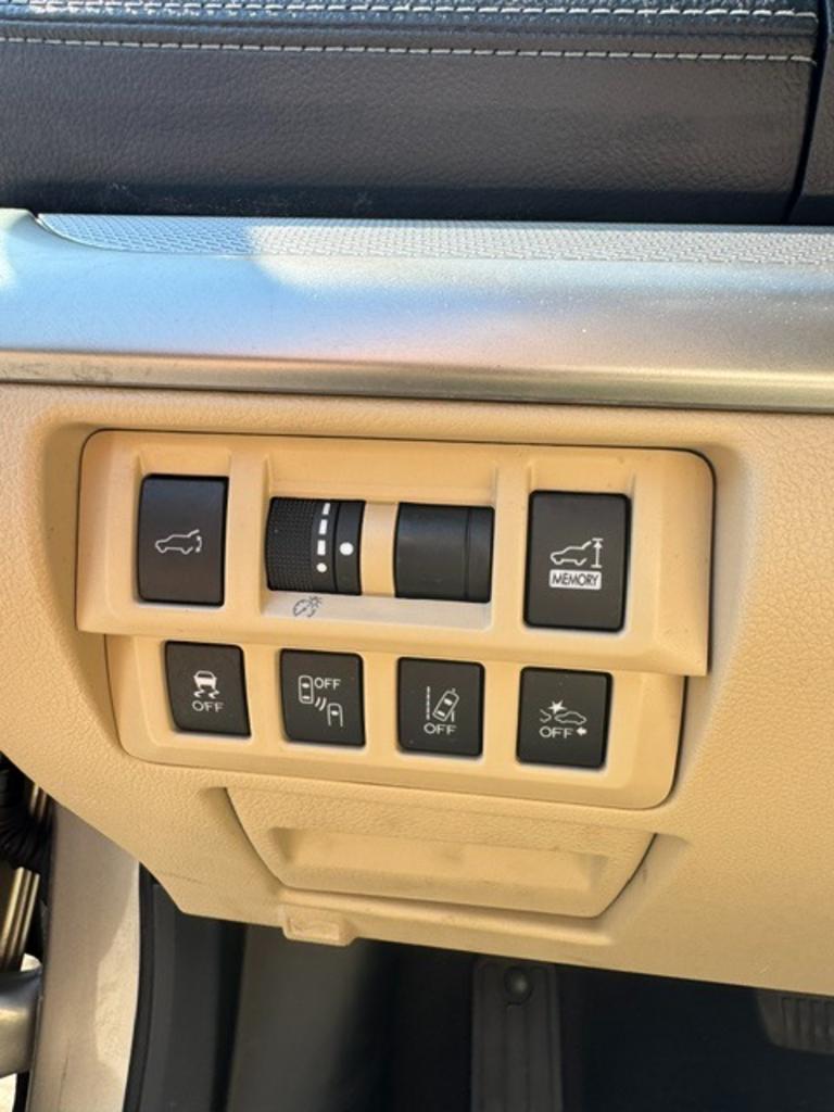 2019 Subaru Outback - $19,999