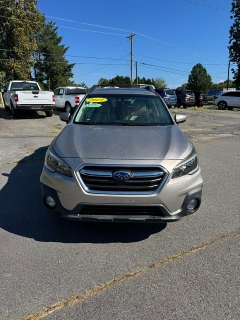 2019 Subaru Outback - $19,999