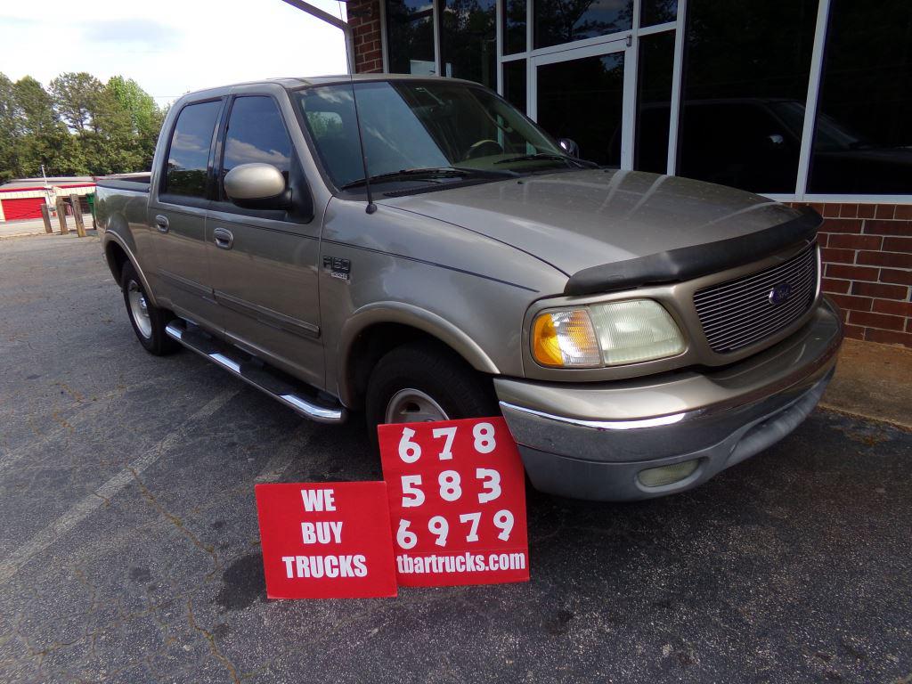 The 2003 Ford F-150 Lariat photos