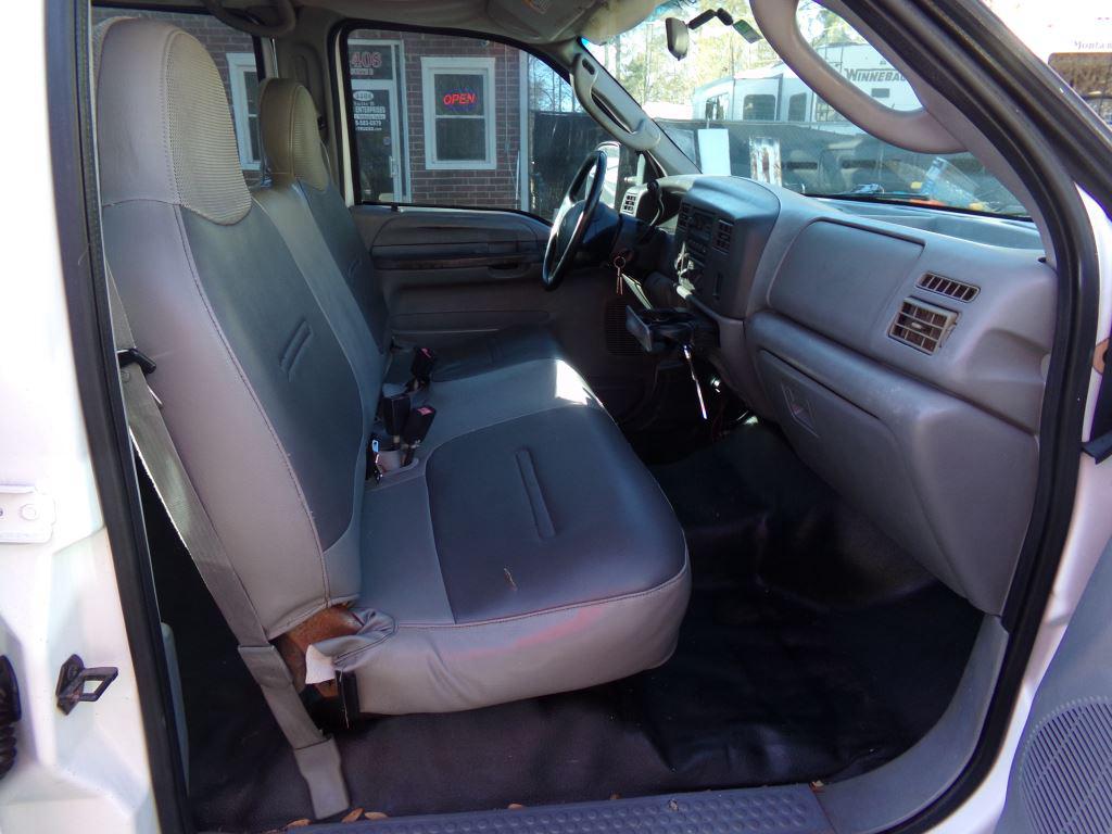 2004 Ford RSX XL photo