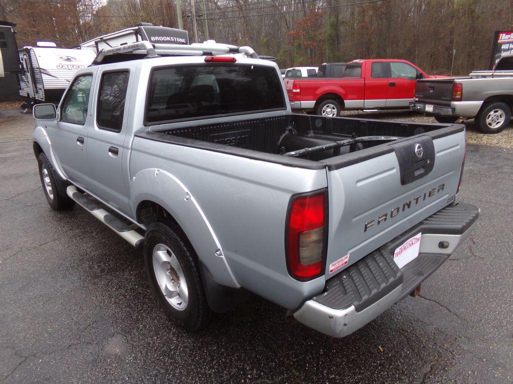 2001 Nissan Frontier SE photo