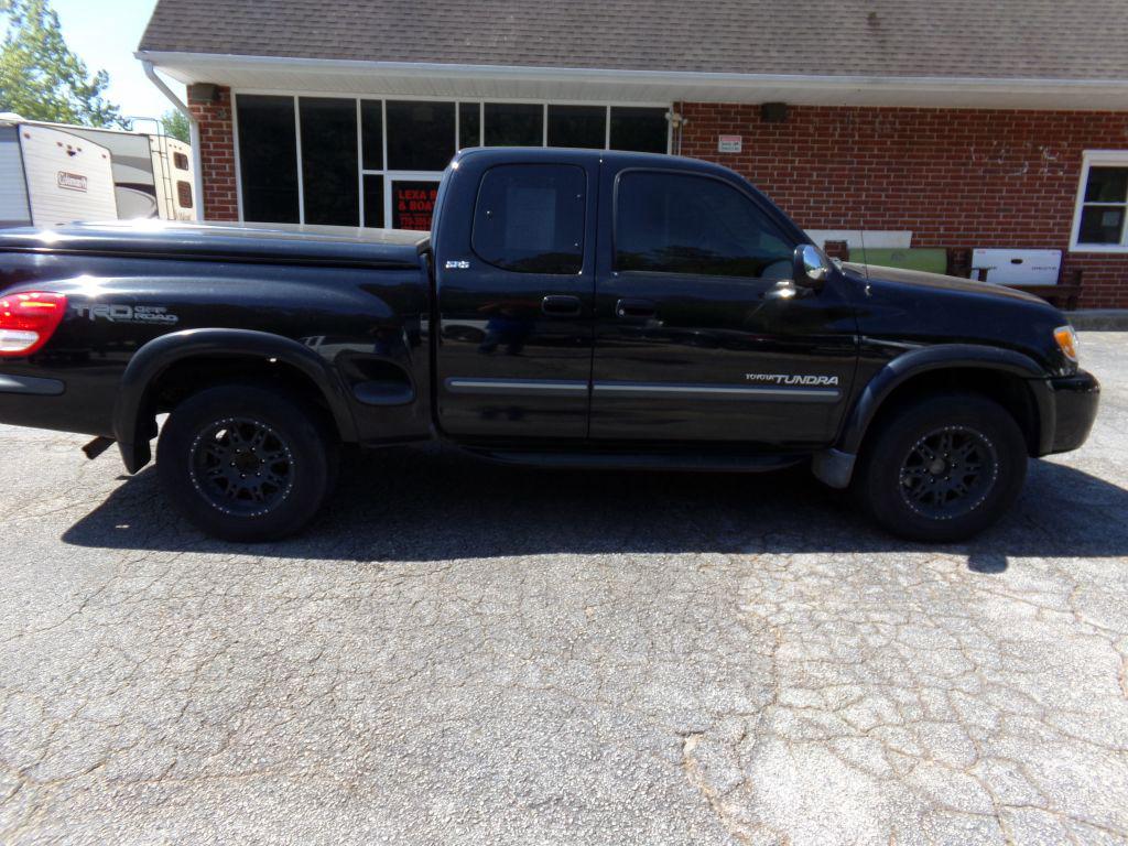 2003 Toyota Tundra SR5 photo