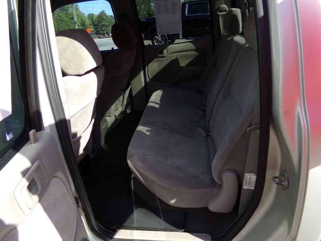 2002 Toyota Tacoma PreRunner V6 photo