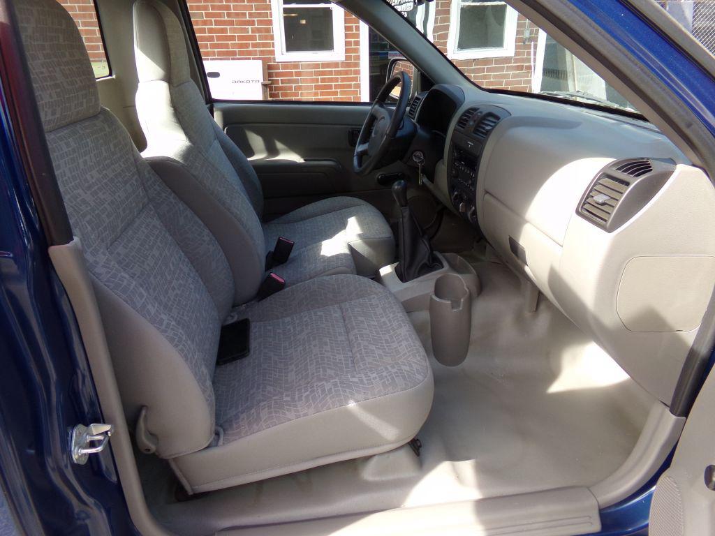2006 Chevrolet Colorado - $8,900