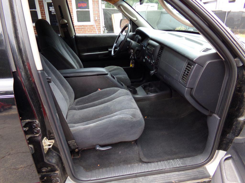 2004 Dodge Dakota - $4,600