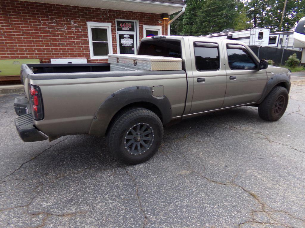 2004 Nissan Frontier - $5,600