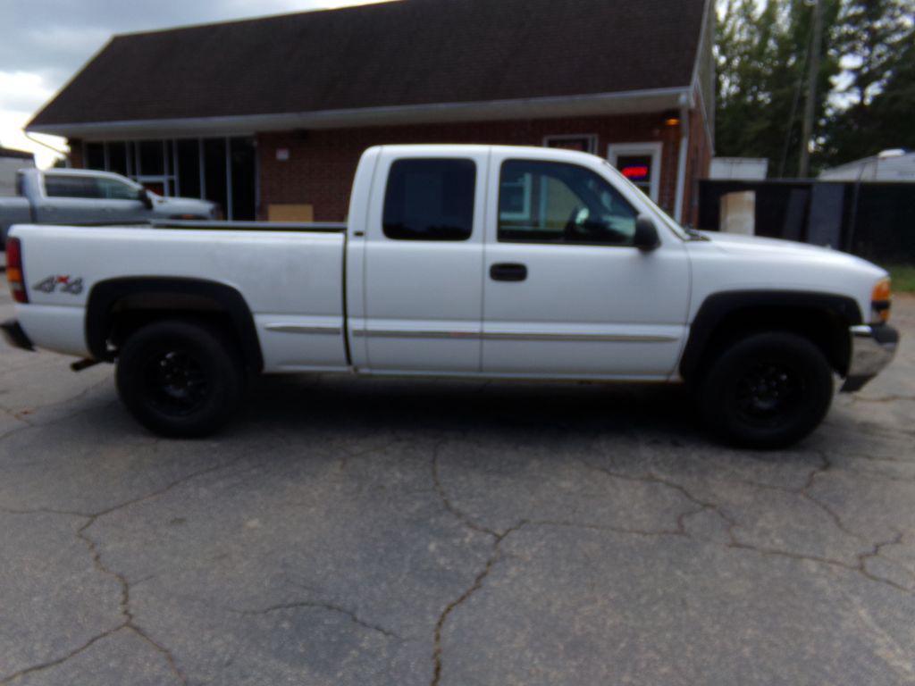 2000 GMC Sierra - $4,400
