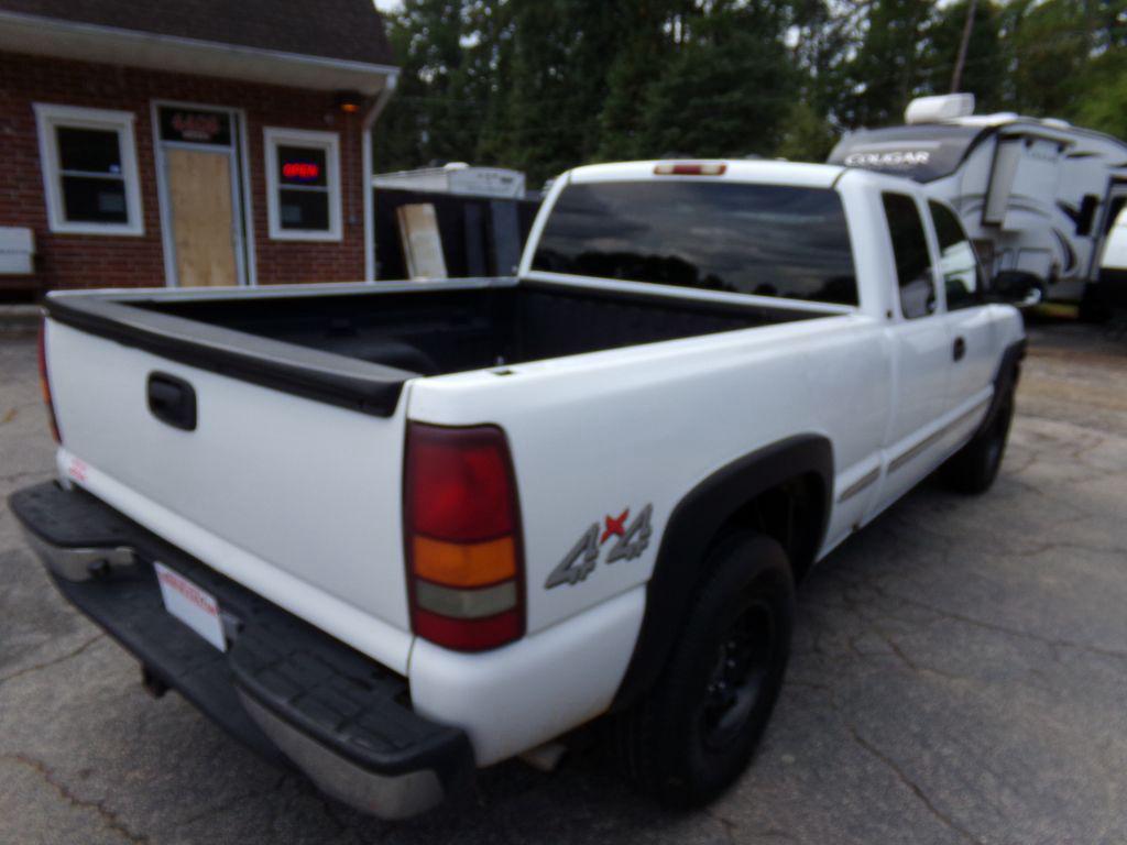 2000 GMC Sierra - $4,400