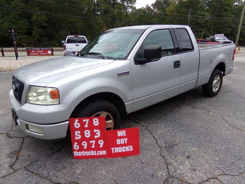 2004 Ford F-150 - $3,900