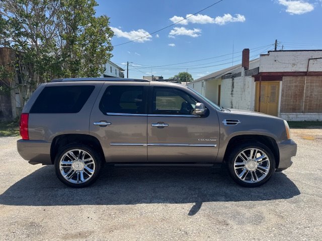 2012 Cadillac Escalade Platinum Edition photo
