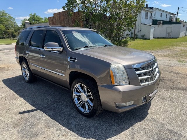 2012 Cadillac Escalade Platinum Edition photo