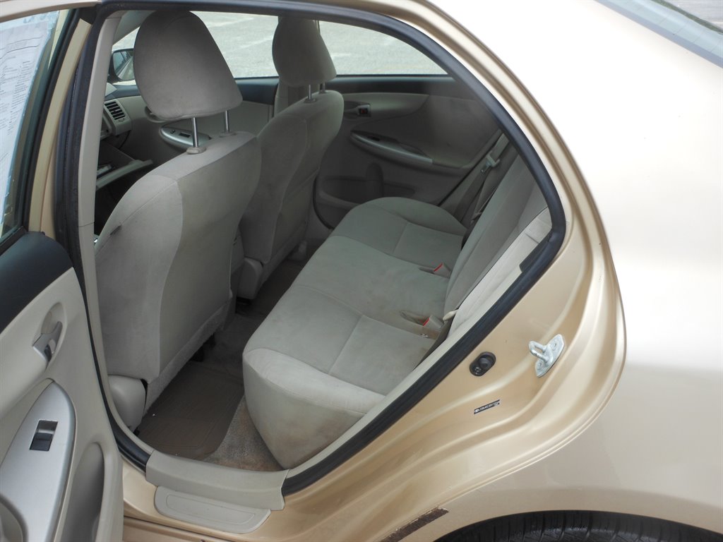 2011 TOYOTA Corolla Sedan - $9,599