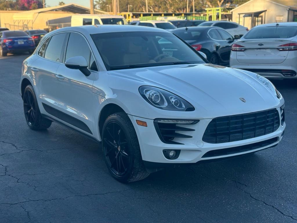 2015 Porsche Macan S photo