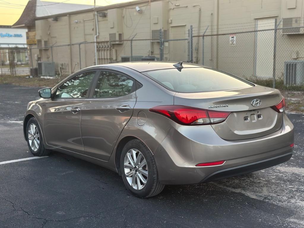 2015 Hyundai Elantra Limited photo