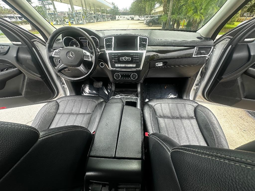 2016 Mercedes-Benz GL-Class - $10,700