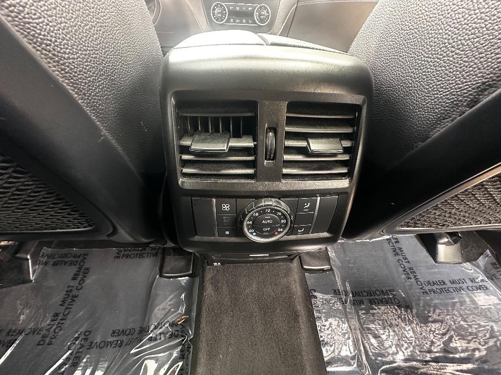 2016 Mercedes-Benz GL-Class - $10,700