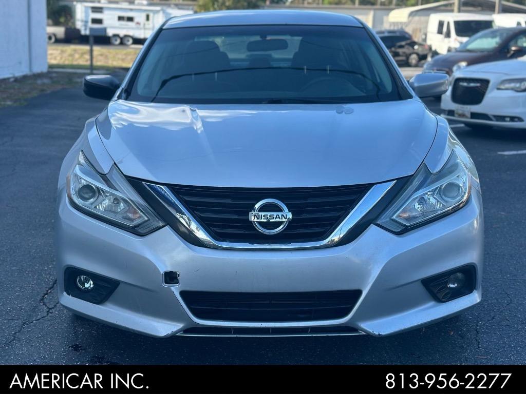 2017 Nissan Altima SV photo