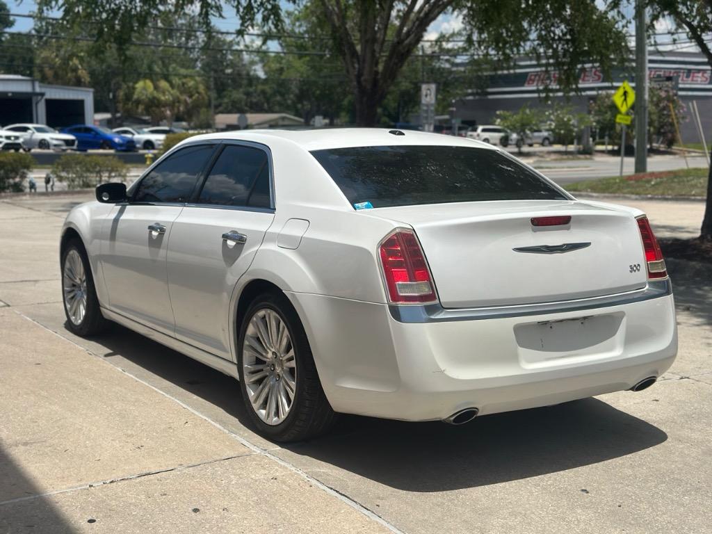 2012 Chrysler 300 Limited photo