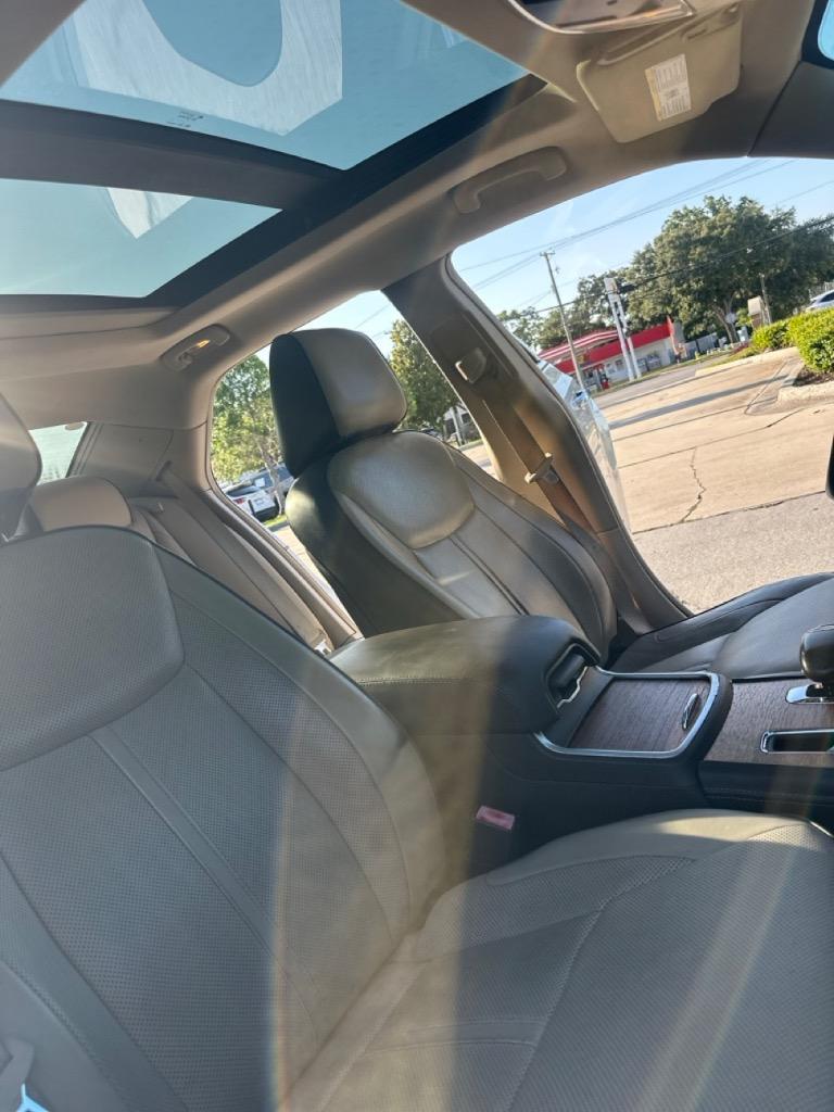 2012 Chrysler 300 Limited photo